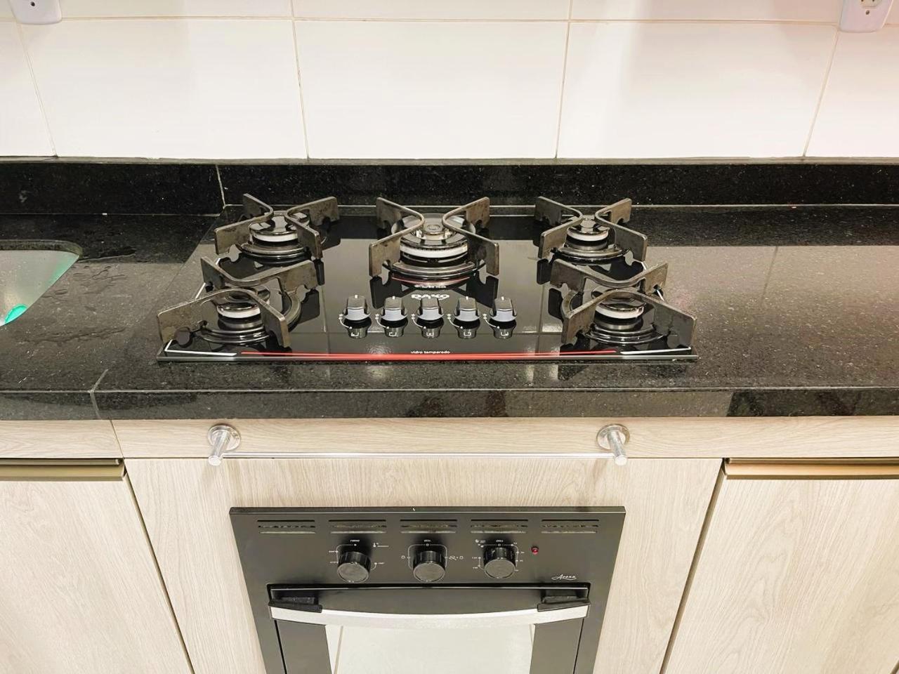 Apartamento De 3 Ambientes Com Aconchego E Excellente Localizacao Salvador Eksteriør bilde